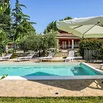 Gorgeous In Loc Avenale, Cingoli בית נופש Avenale