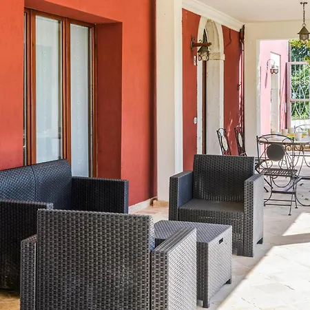 Gorgeous In Loc Avenale, Cingoli *