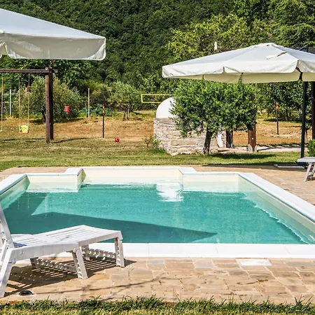 Gorgeous In Loc Avenale, Cingoli Avenale