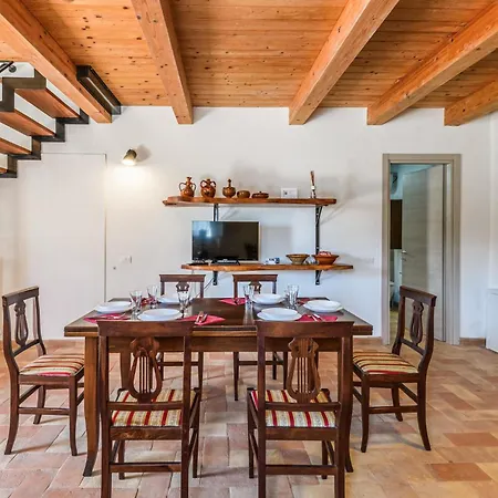 Awesome In Loc, Avenale, Cingoli With Wifi Ferienhaus *